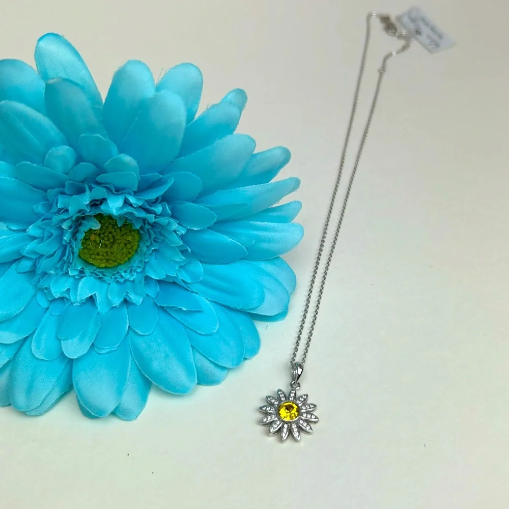 Sterling Silver crystal Flower pendant with adjustable chain Bleu Sage NWT - Picture 9 of 16